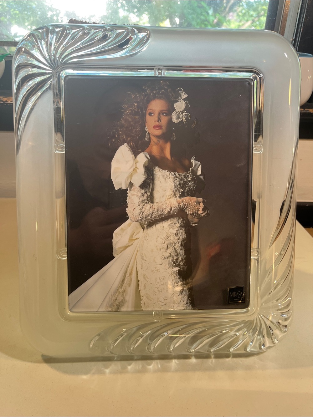 Mikasa Clear Glass Picture Frame with White Accents